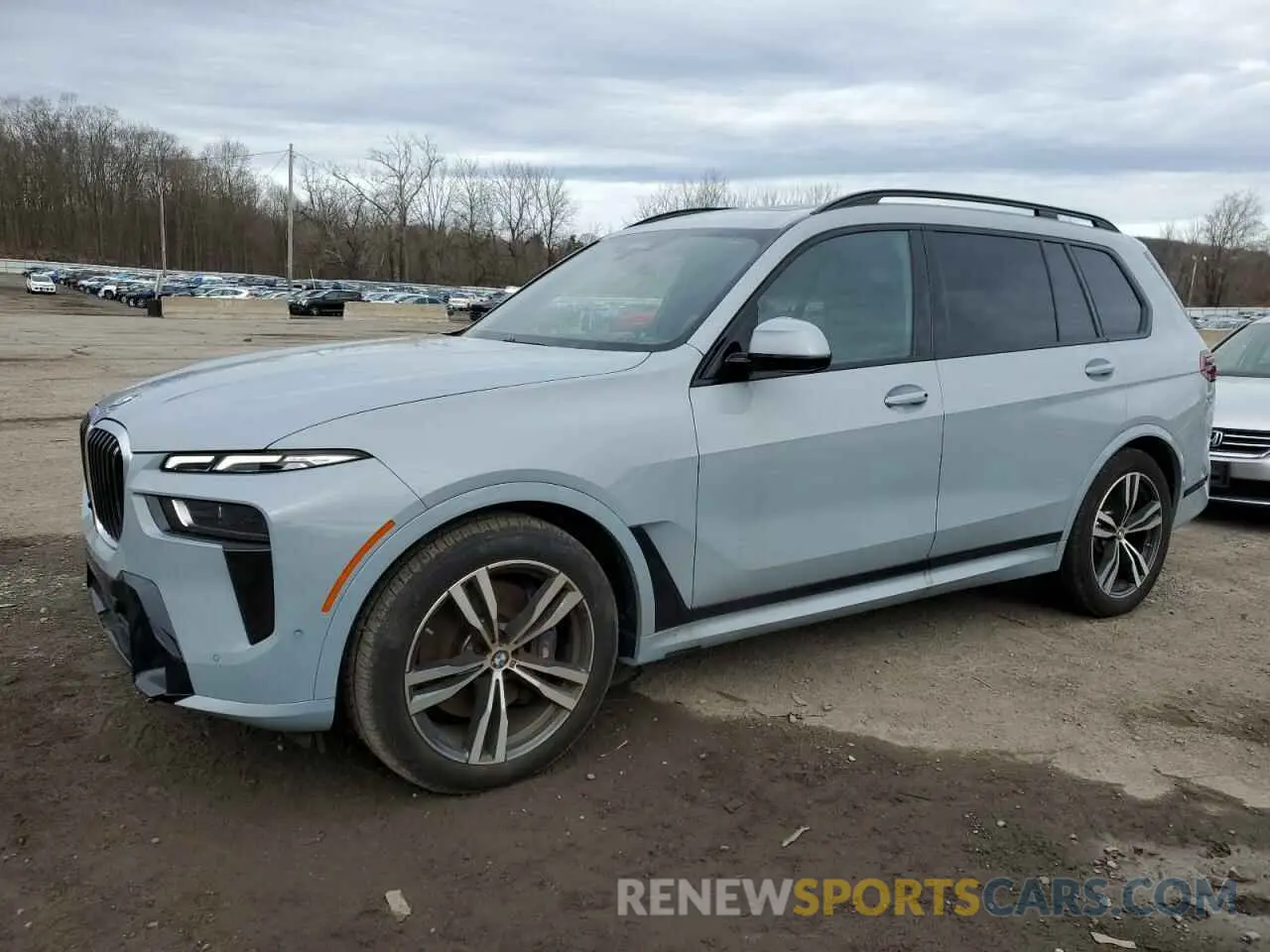 1 Photograph of a damaged car 5UX23EM09R9T84830 BMW X7 2024