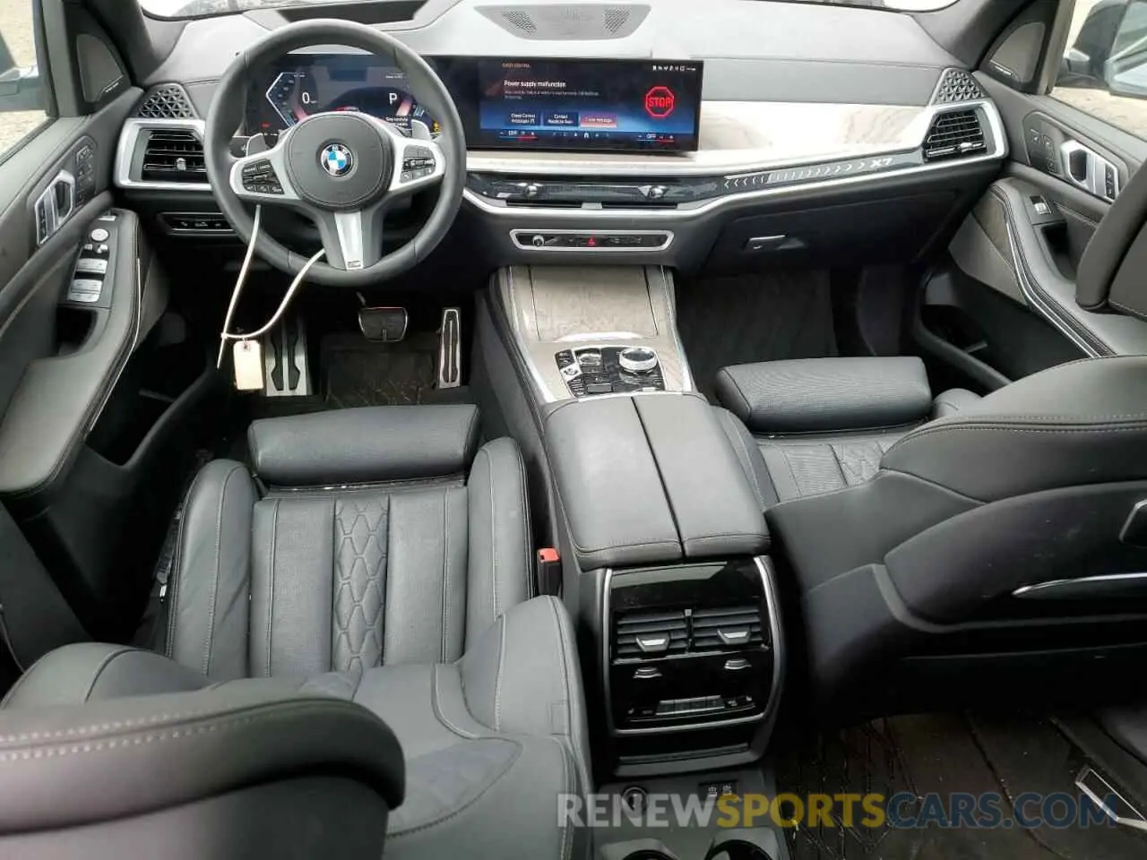 8 Photograph of a damaged car 5UX23EM09R9T84830 BMW X7 2024