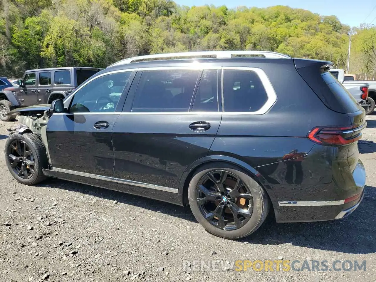 2 Photograph of a damaged car 5UX23EM09R9T85217 BMW X7 2024
