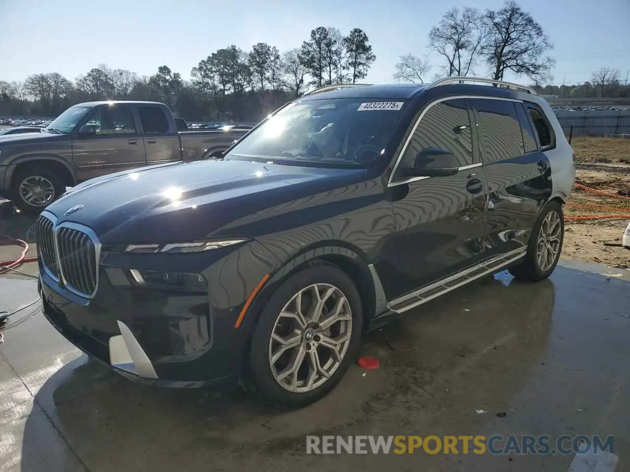 1 Photograph of a damaged car 5UX23EM09R9U39244 BMW X7 2024