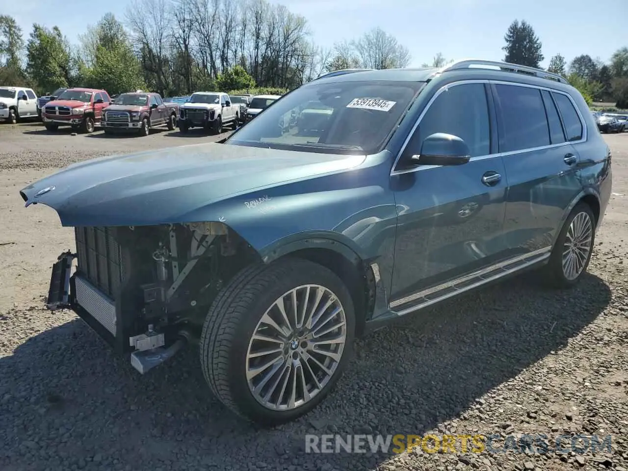 1 Photograph of a damaged car 5UX23EM01S9W56339 BMW X7 2025