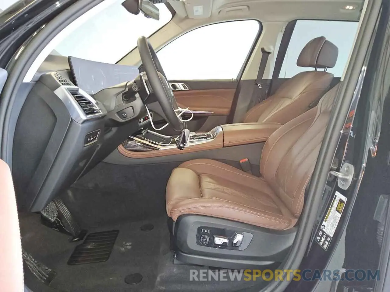 7 Photograph of a damaged car 5UX23EM01S9Y15277 BMW X7 2025