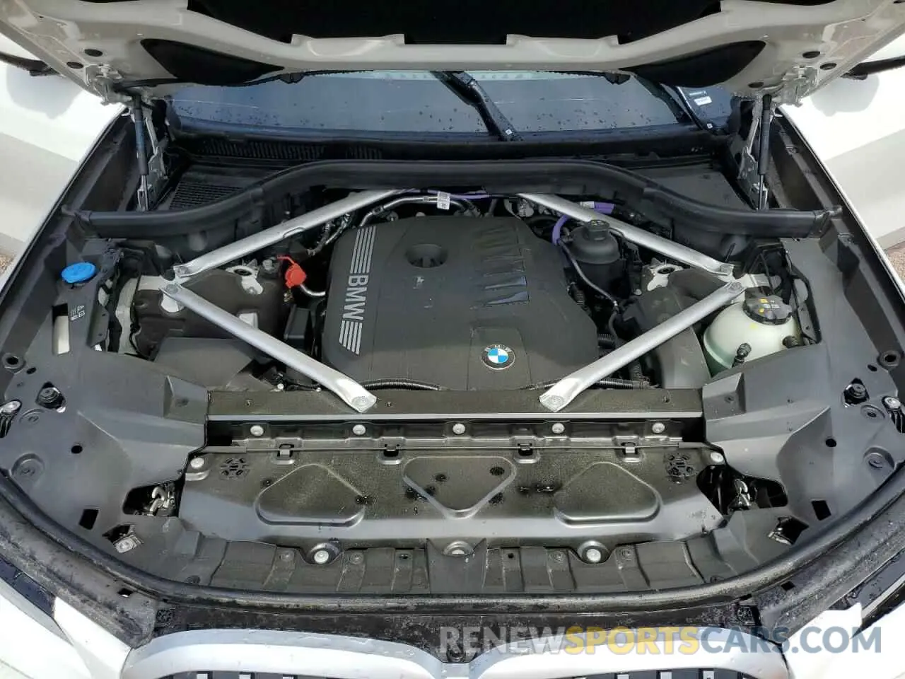 12 Photograph of a damaged car 5UX23EM03S9Z52298 BMW X7 2025