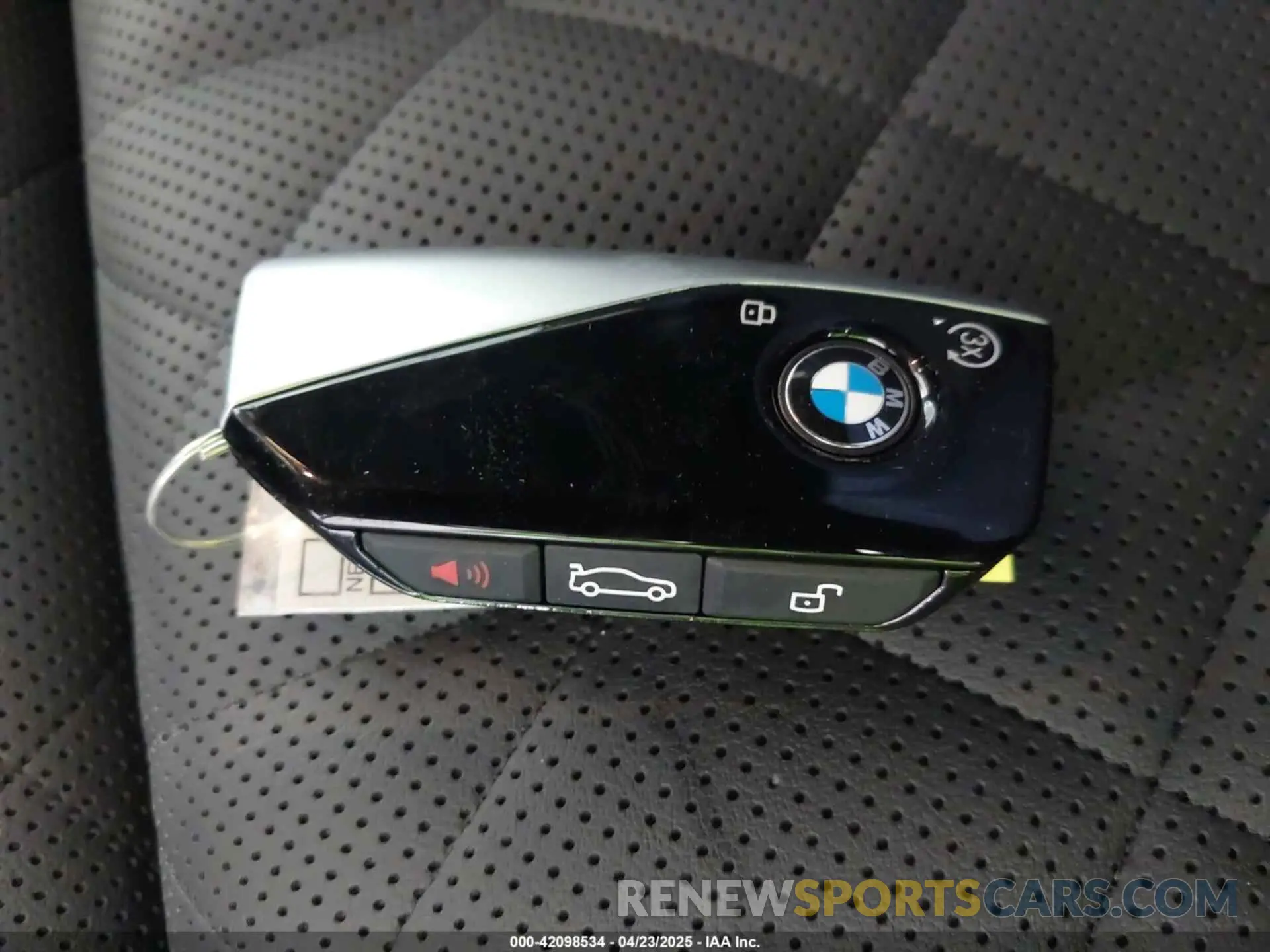 11 Photograph of a damaged car 5UX23EM03S9Z89867 BMW X7 2025
