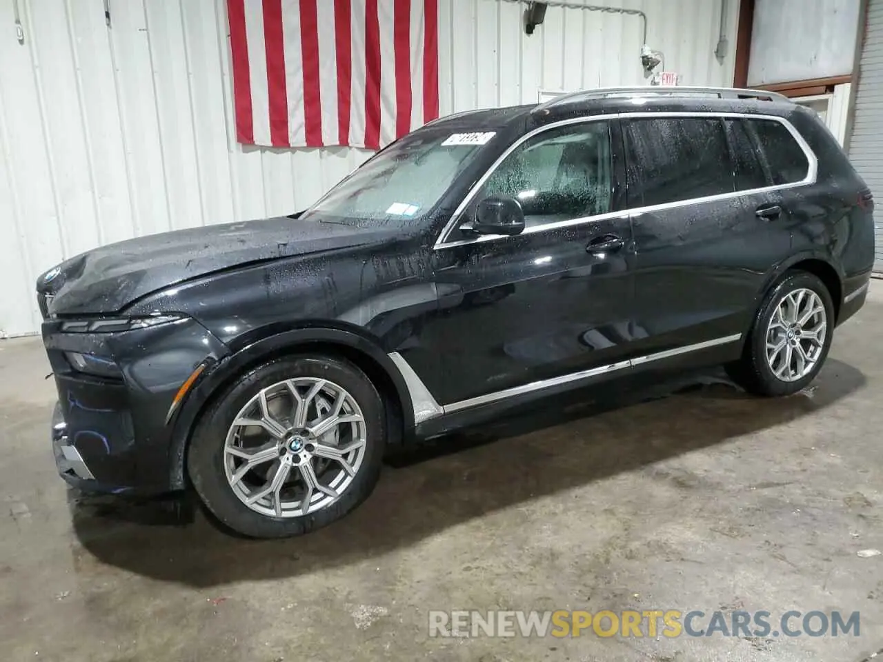 1 Photograph of a damaged car 5UX23EM04S9X60842 BMW X7 2025