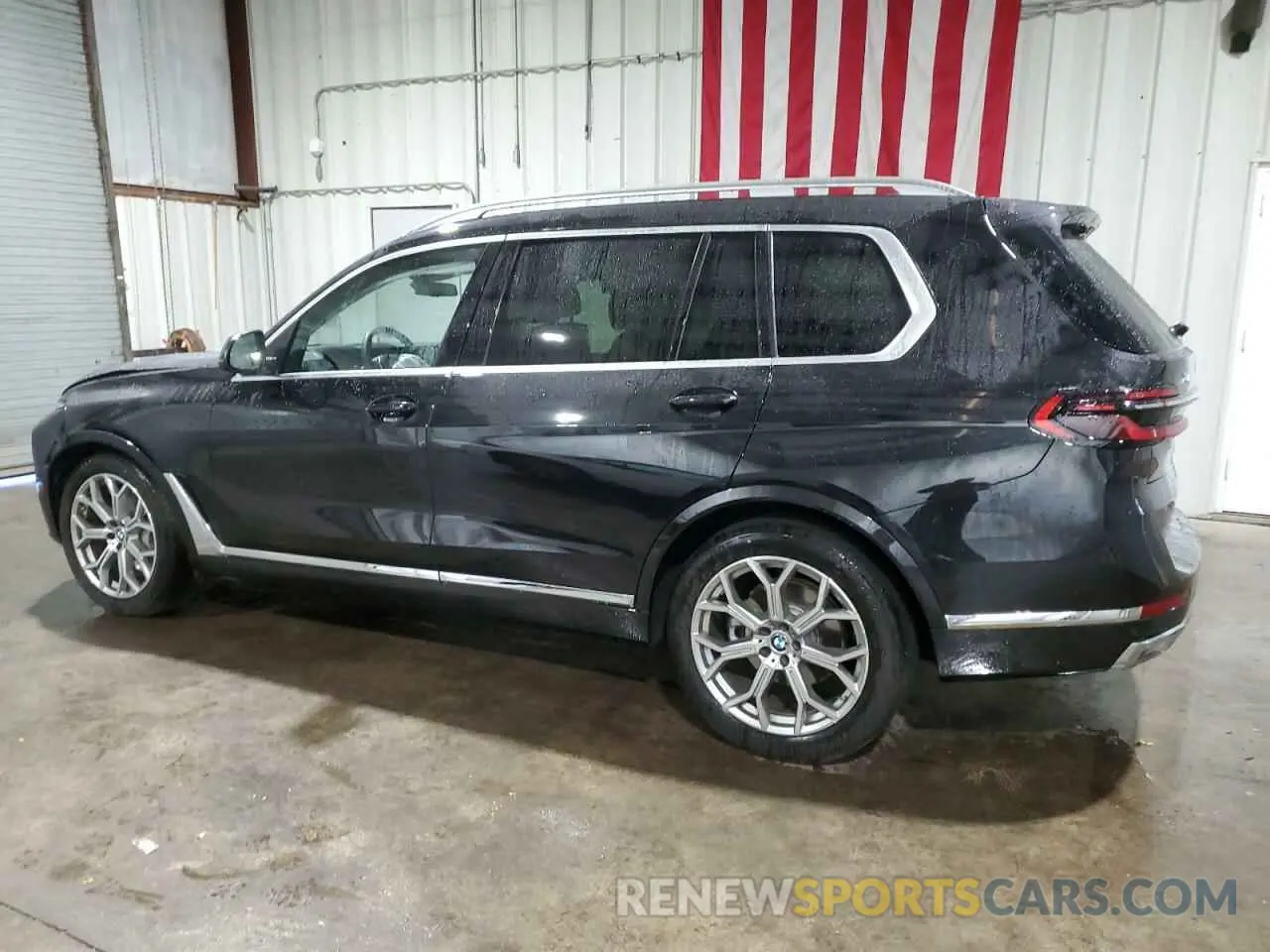 2 Photograph of a damaged car 5UX23EM04S9X60842 BMW X7 2025