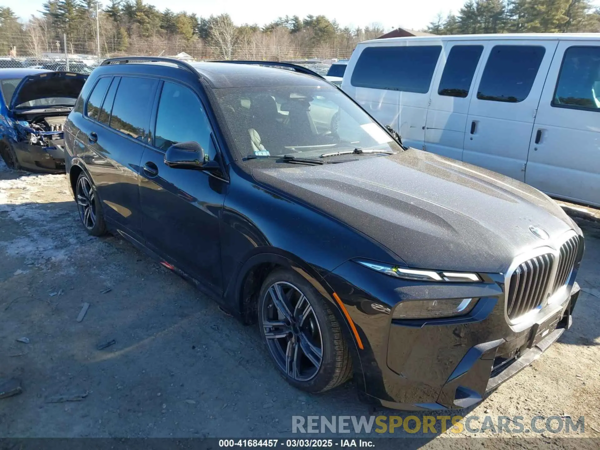 1 Photograph of a damaged car 5UX23EM04S9Y00286 BMW X7 2025