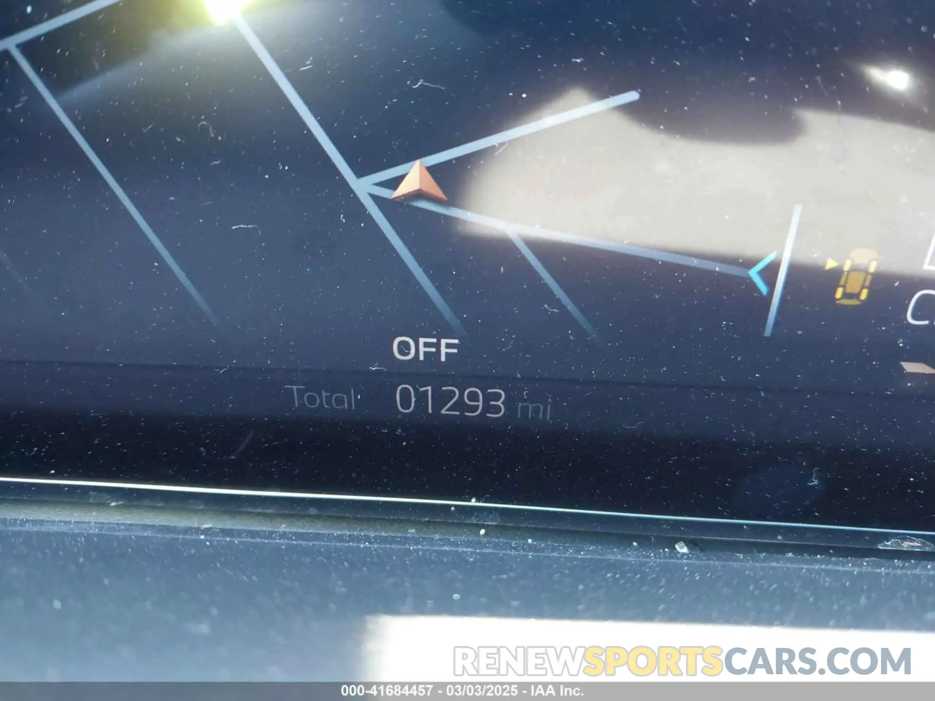 15 Photograph of a damaged car 5UX23EM04S9Y00286 BMW X7 2025