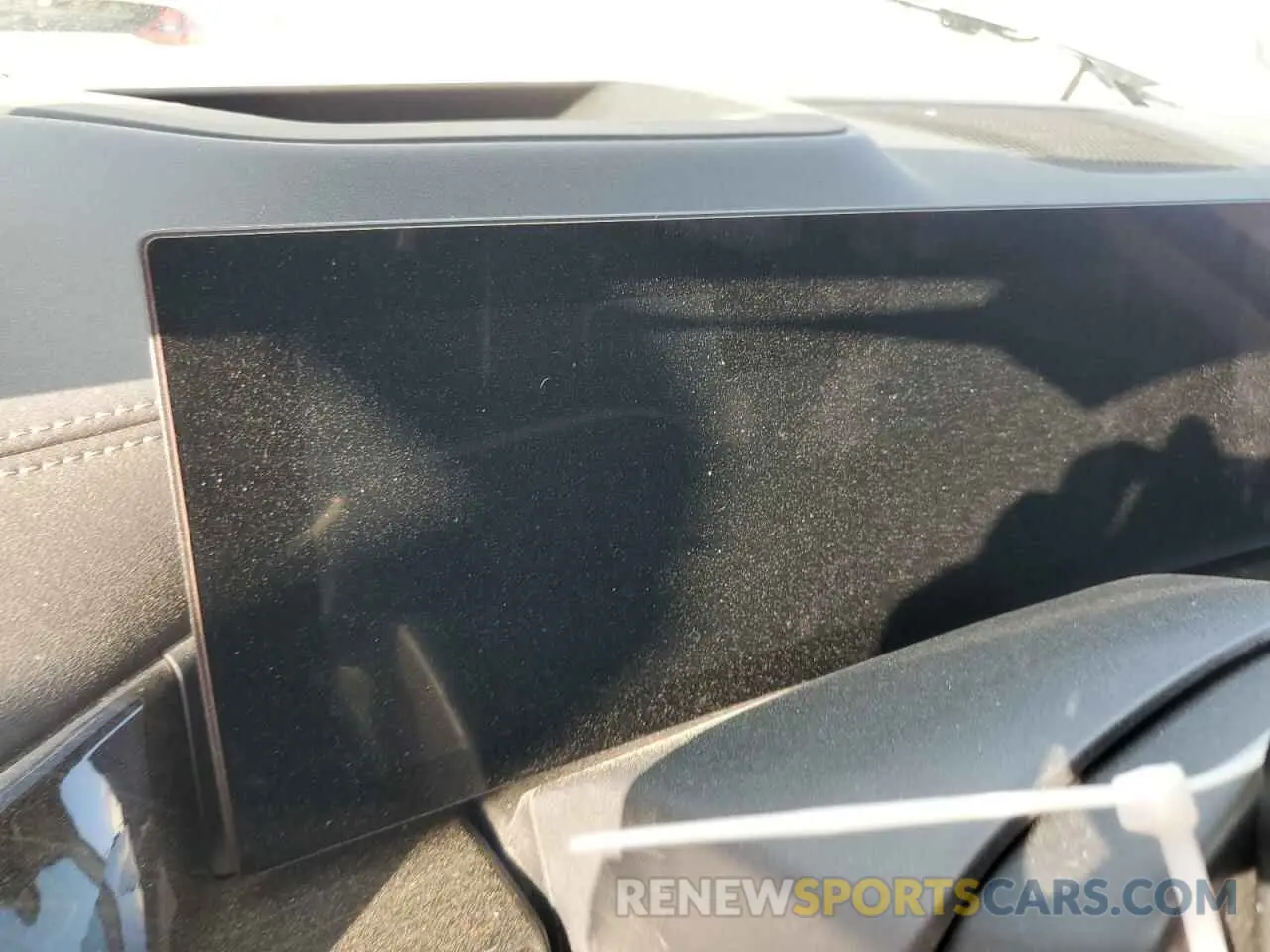 9 Photograph of a damaged car 5UX23EM09S9W38073 BMW X7 2025