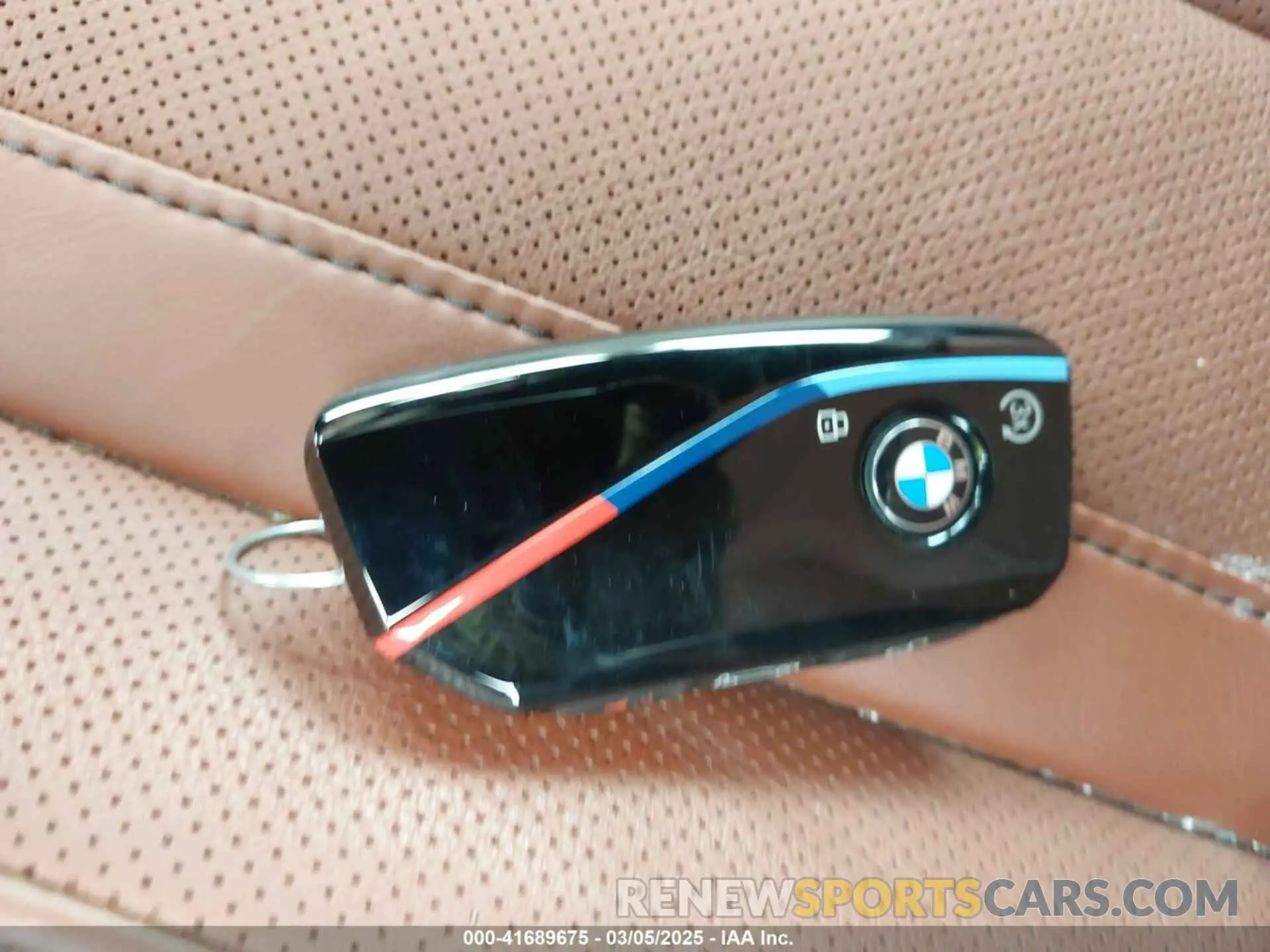 11 Photograph of a damaged car 5UX33EM08S9X65854 BMW X7 2025