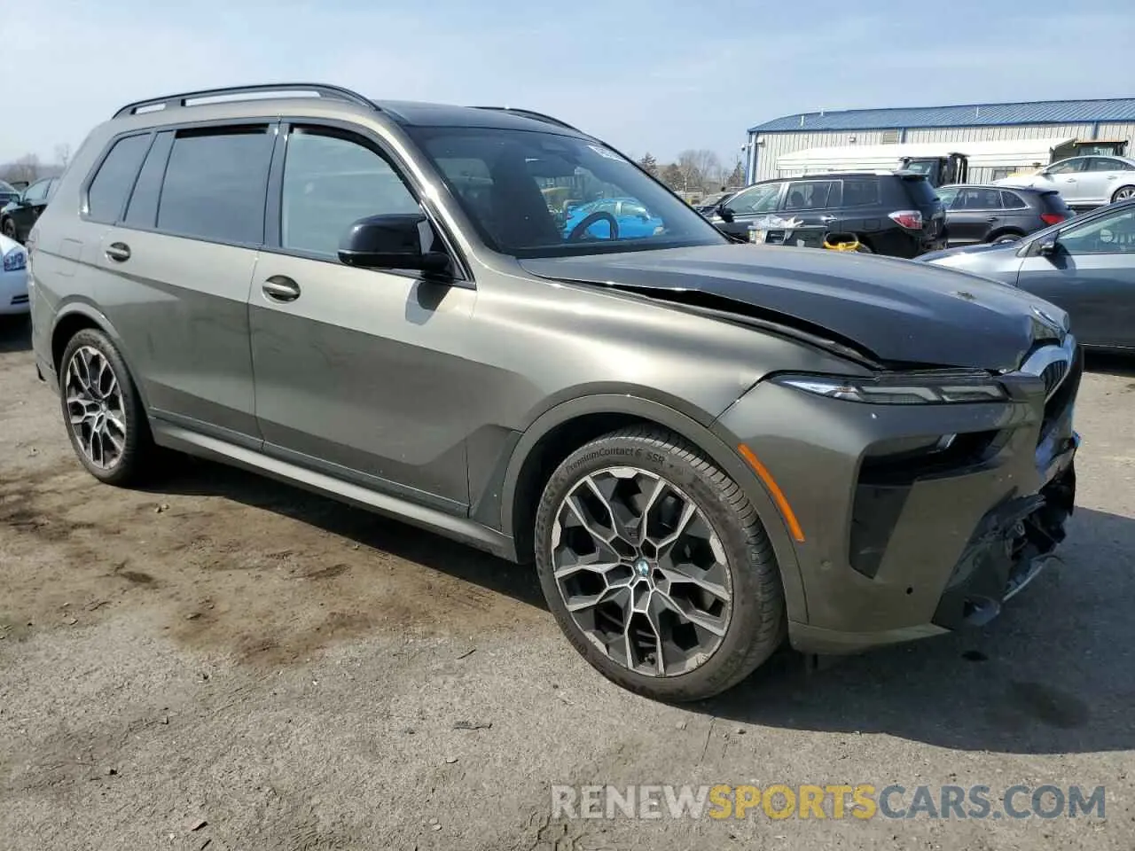 4 Photograph of a damaged car 5UX33EM04P9N56103 BMW X7 M60I 2023