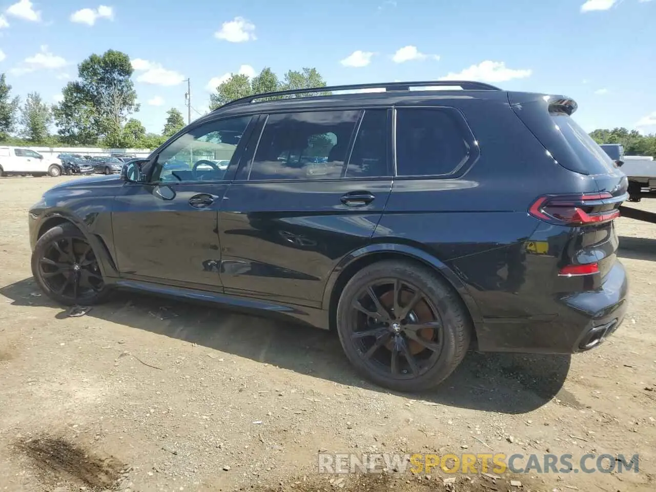 2 Photograph of a damaged car 5UX33EM03R9S85067 BMW X7 M60I 2024