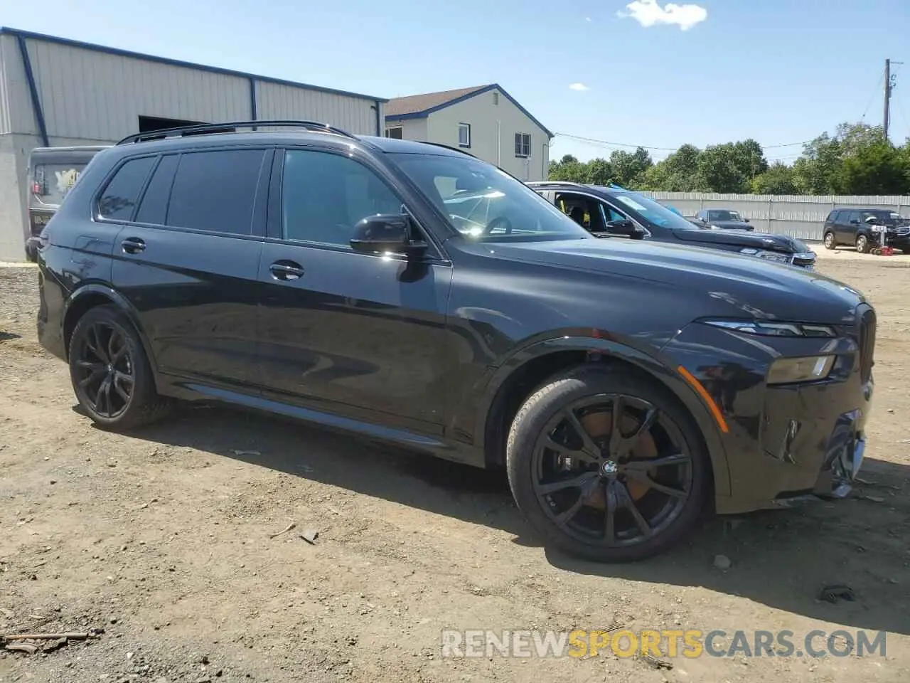 4 Photograph of a damaged car 5UX33EM03R9S85067 BMW X7 M60I 2024