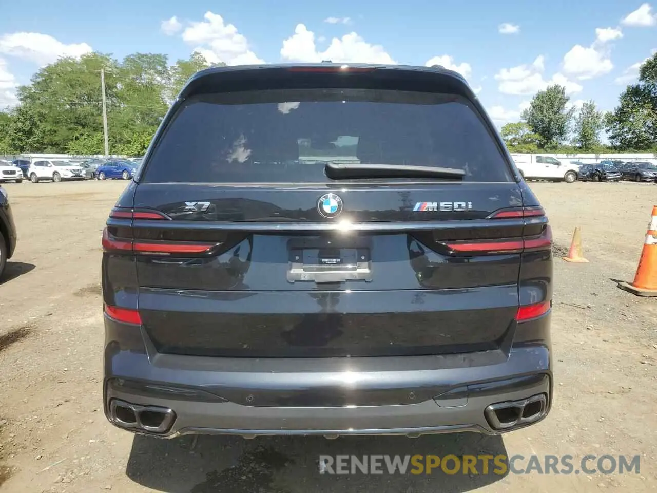 6 Photograph of a damaged car 5UX33EM03R9S85067 BMW X7 M60I 2024