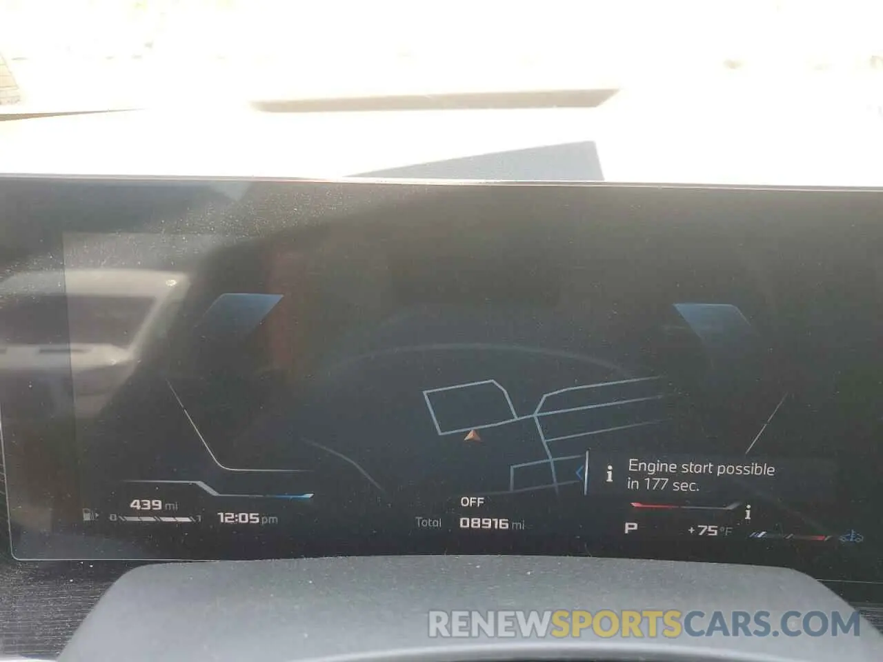9 Photograph of a damaged car 5UX33EM03R9S85067 BMW X7 M60I 2024