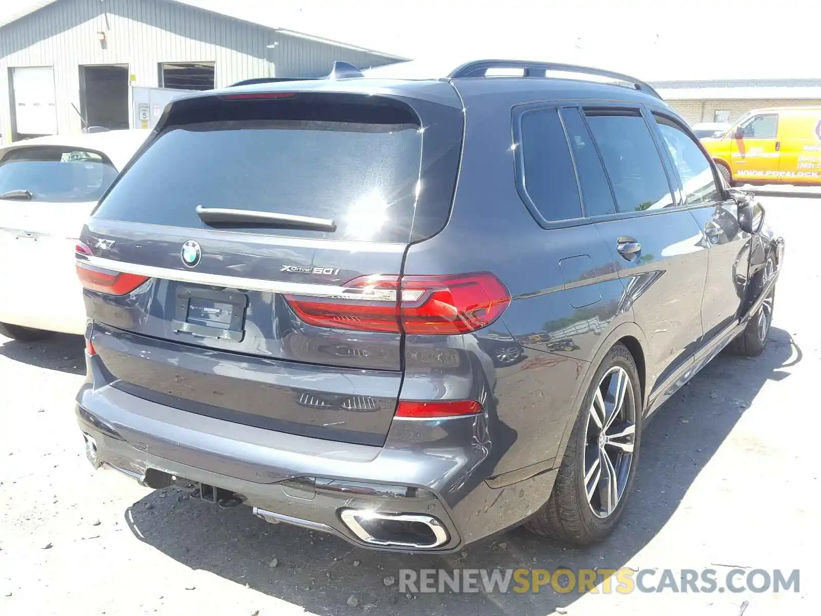 4 Photograph of a damaged car 5UXCX4C55KLS36621 BMW X7 XDRIVE5 2019