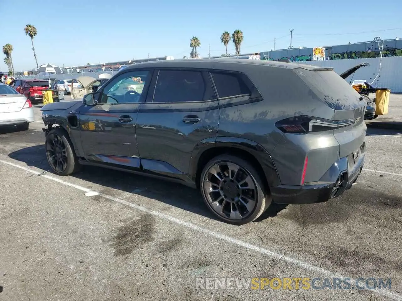 2 Photograph of a damaged car 5YM23CS04P9S41474 BMW XM 2023