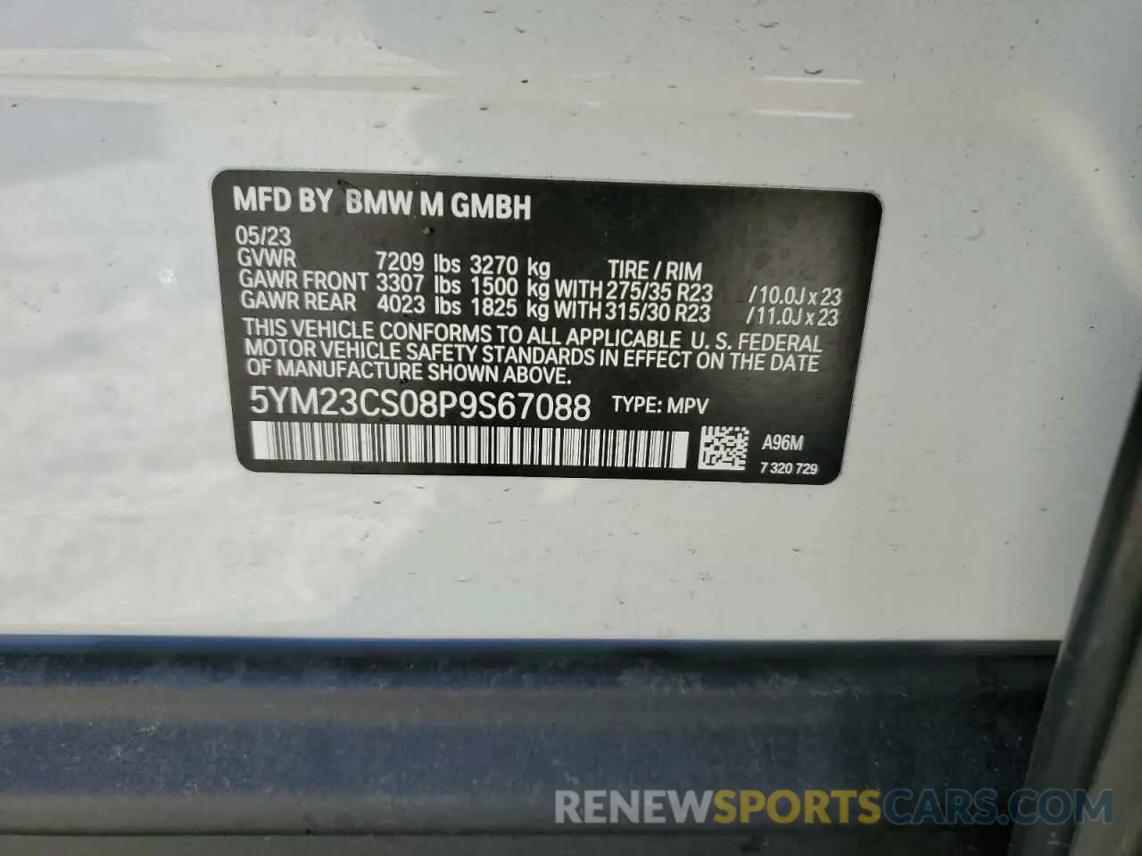 16 Photograph of a damaged car 5YM23CS08P9S67088 BMW XM 2023