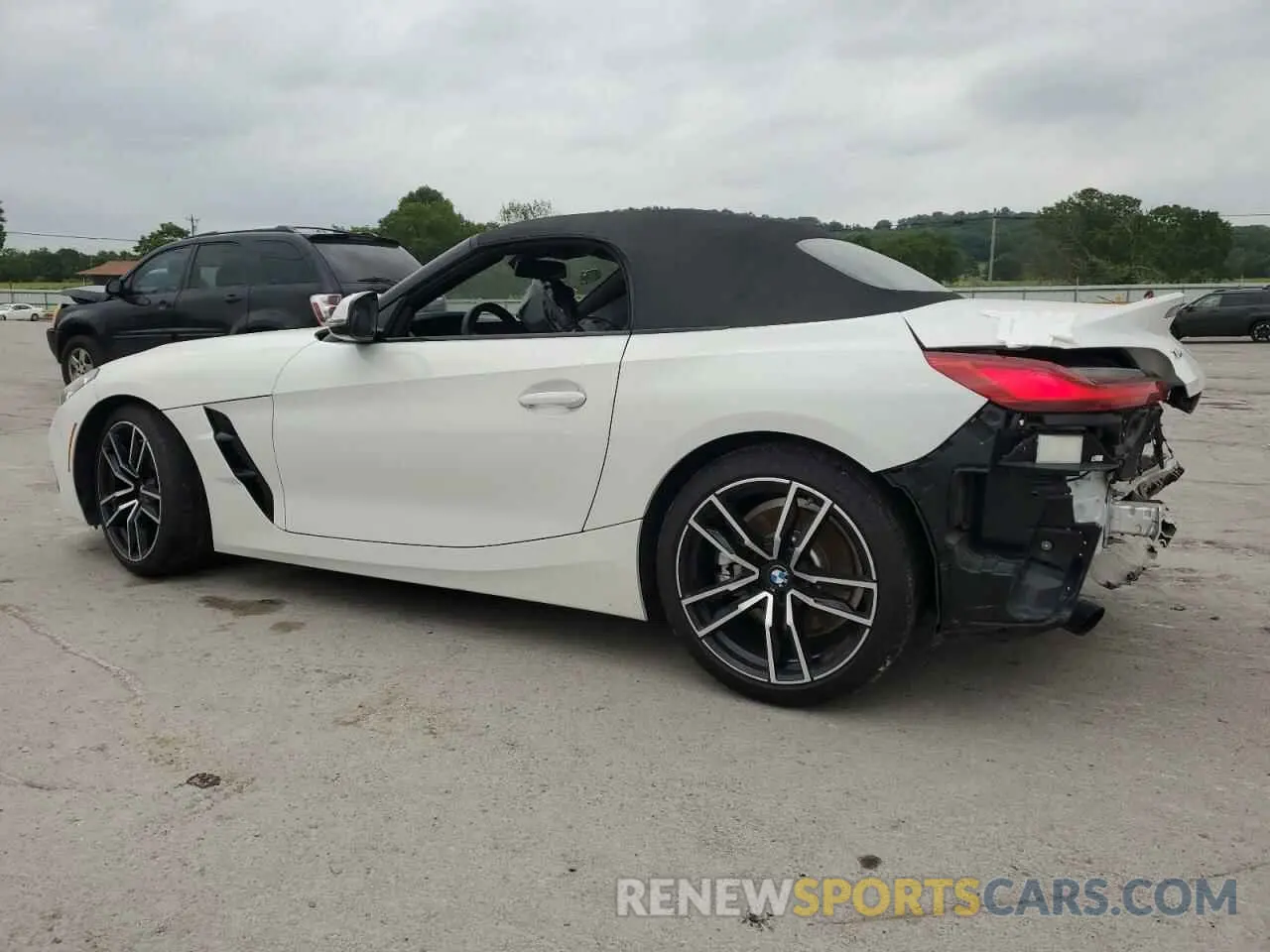 2 Photograph of a damaged car WBAHF3C51KWW31007 BMW Z4 2019