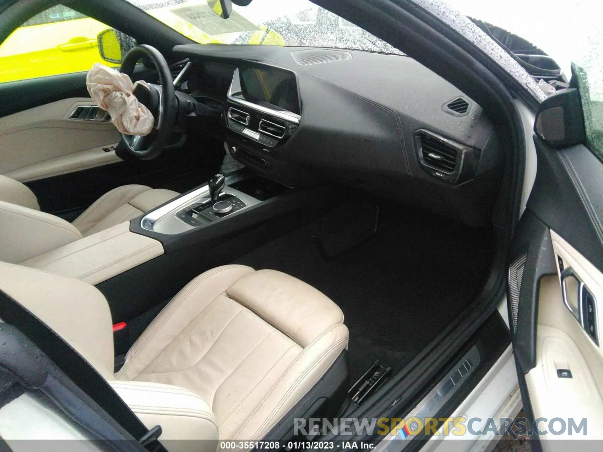 5 Photograph of a damaged car WBAHF3C53KWW40873 BMW Z4 2019