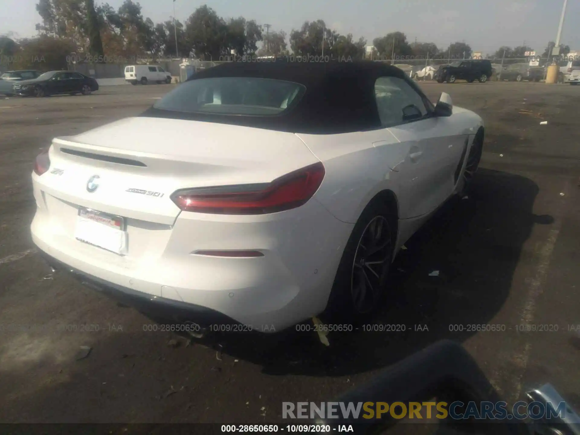 4 Photograph of a damaged car WBAHF3C56KWW40866 BMW Z4 2019