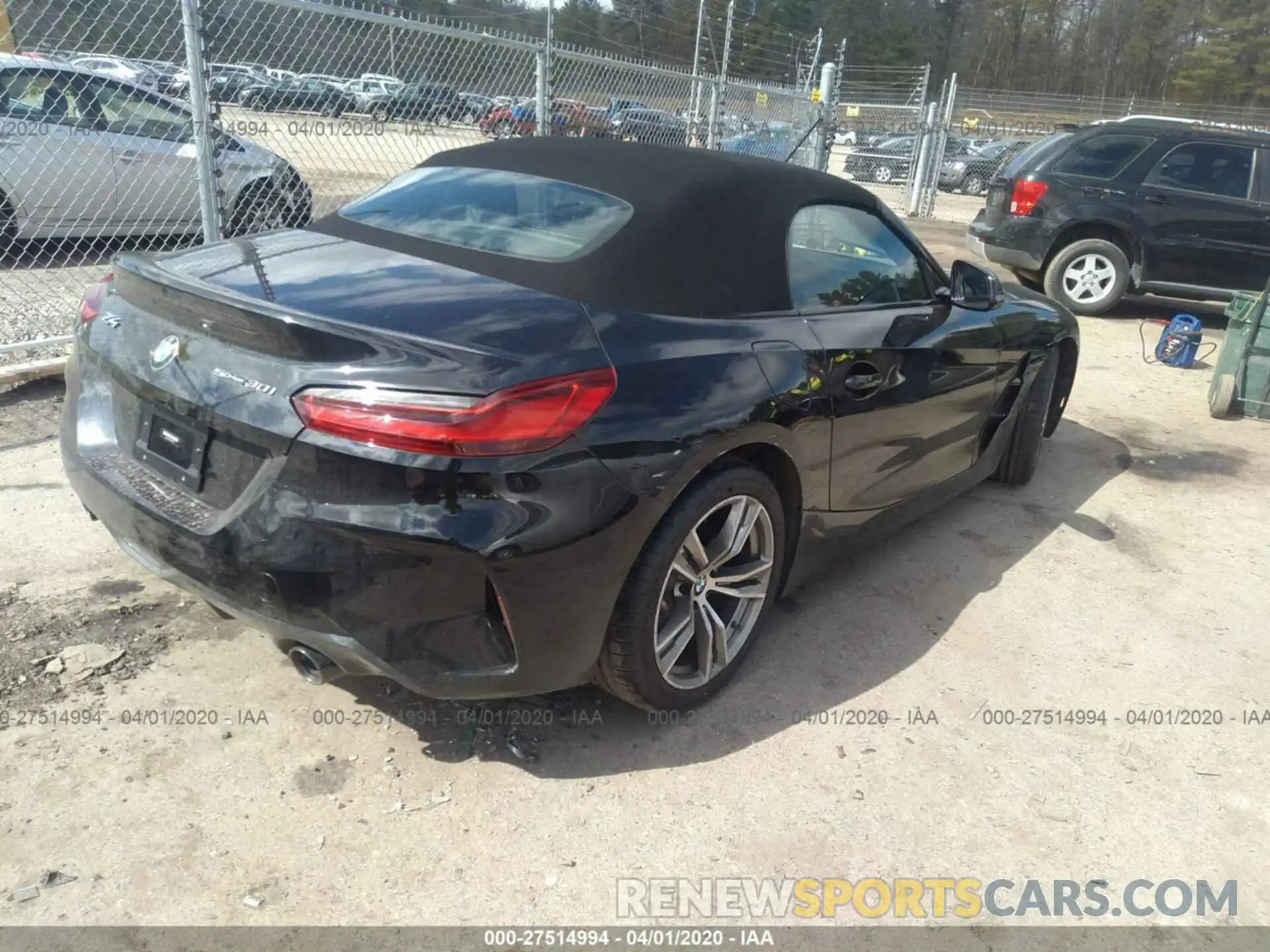 4 Photograph of a damaged car WBAHF3C57KWW16351 BMW Z4 2019