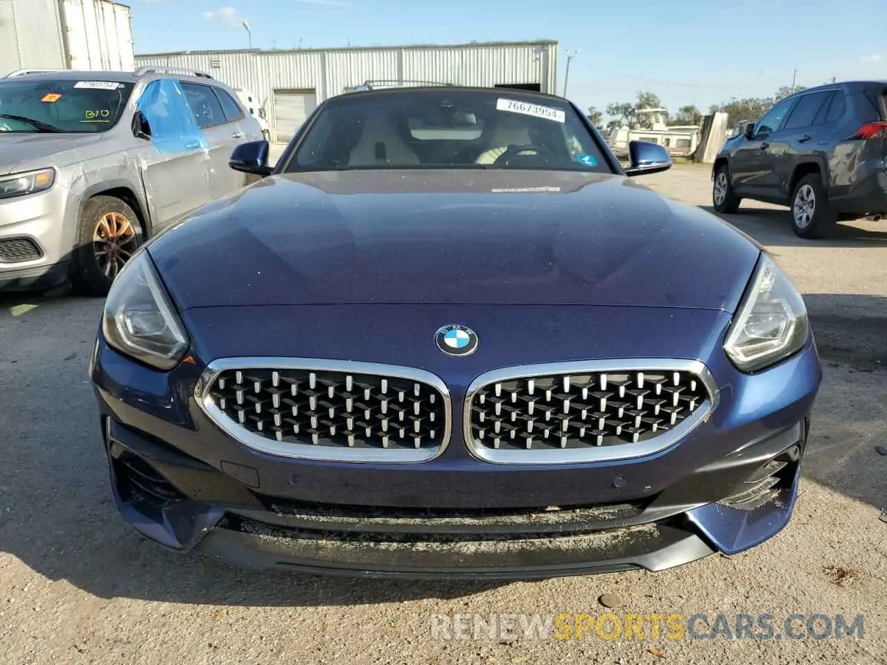 5 Photograph of a damaged car WBAHF3C57KWW32243 BMW Z4 2019