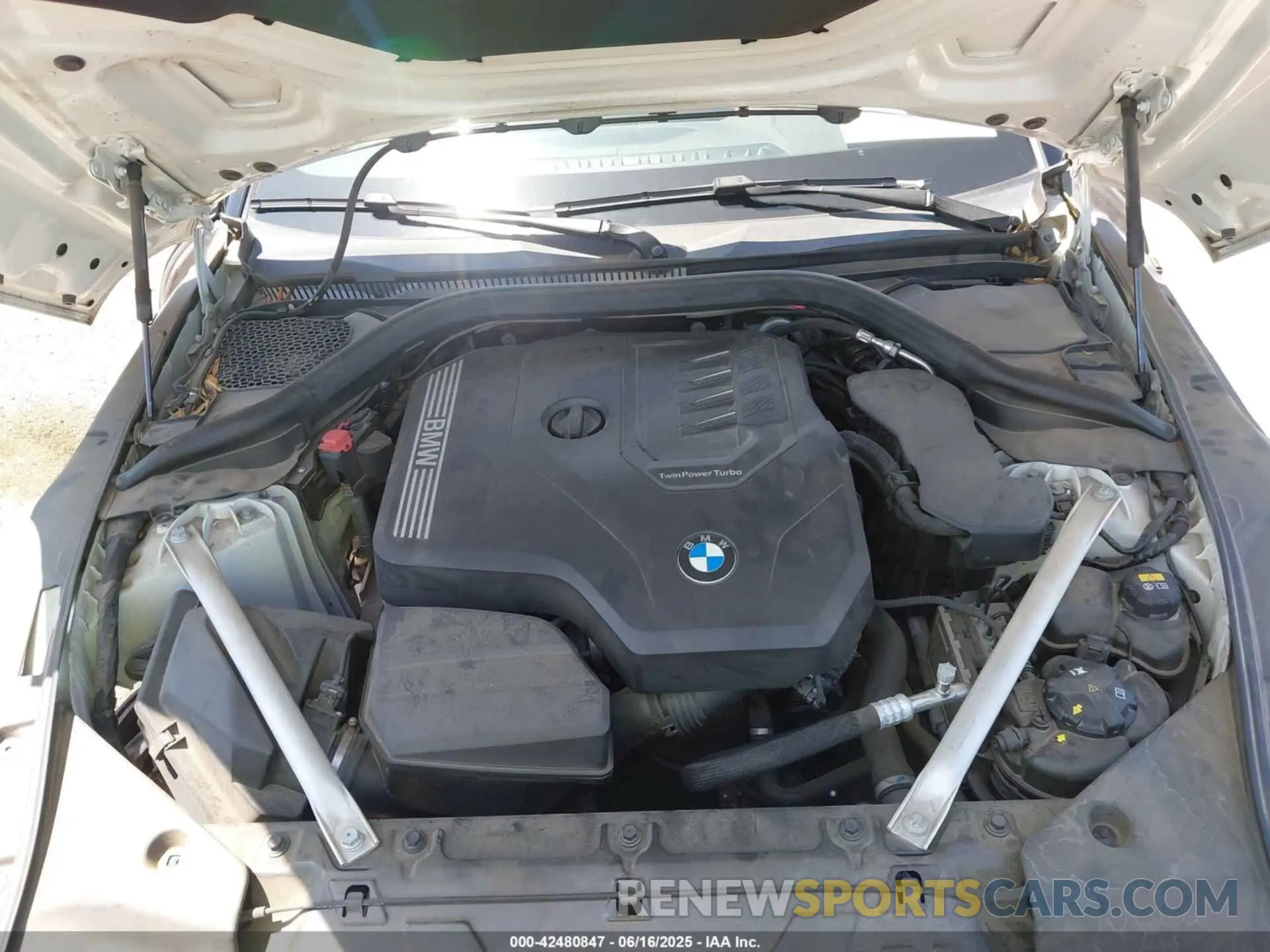 10 Photograph of a damaged car WBAHF3C04LWW76724 BMW Z4 2020