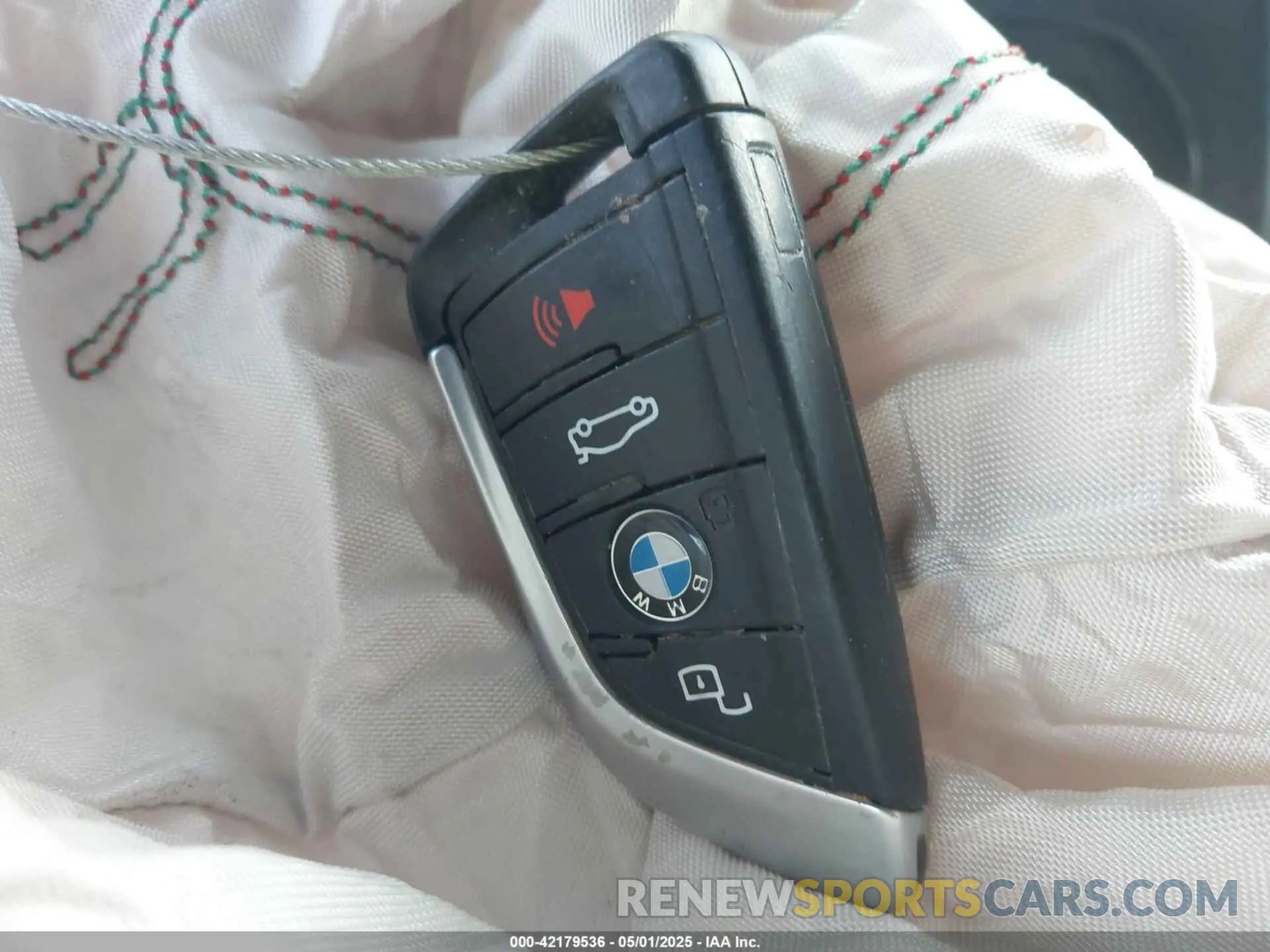 11 Photograph of a damaged car WBAHF3C06LWW72769 BMW Z4 2020