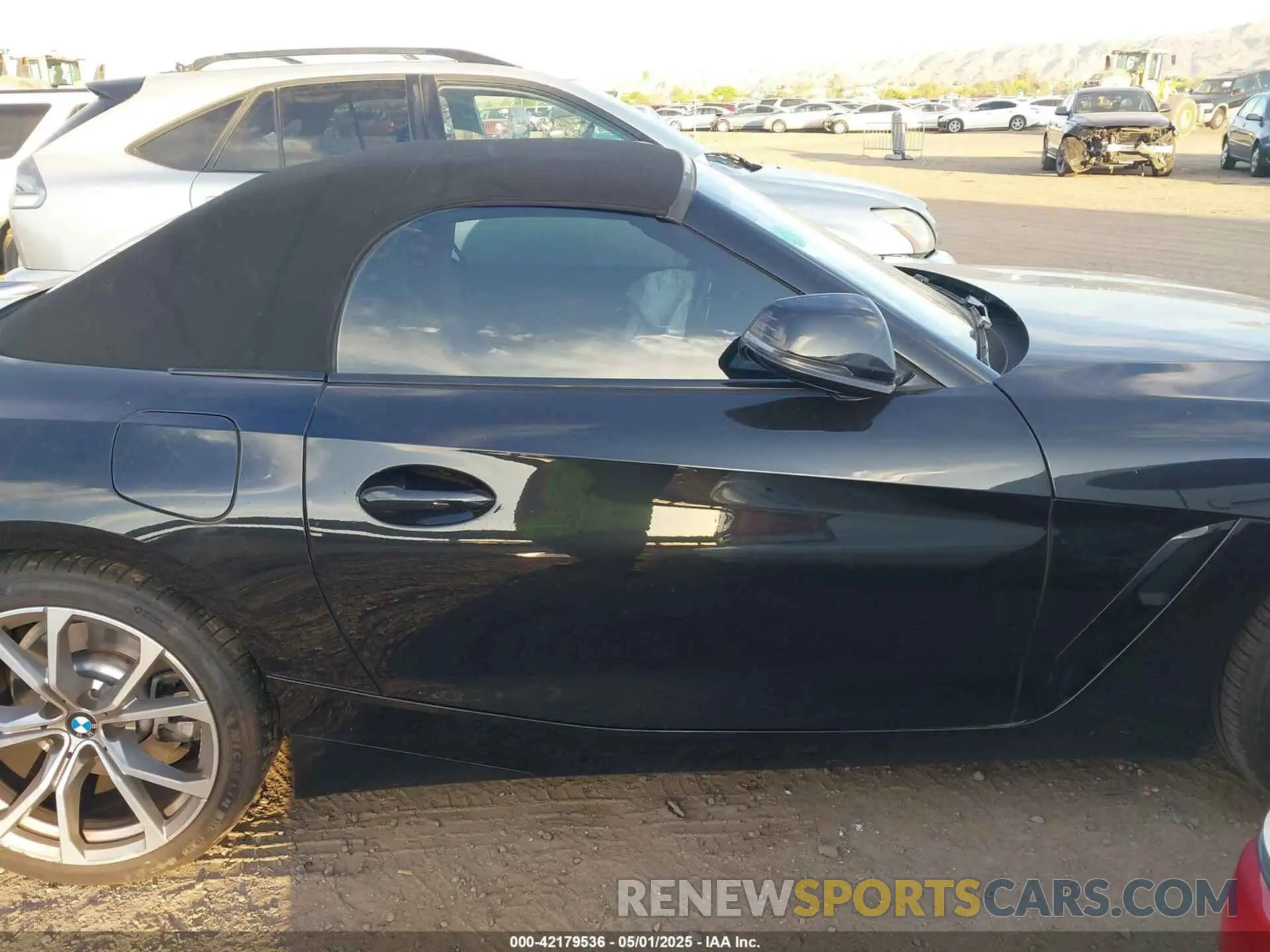 13 Photograph of a damaged car WBAHF3C06LWW72769 BMW Z4 2020