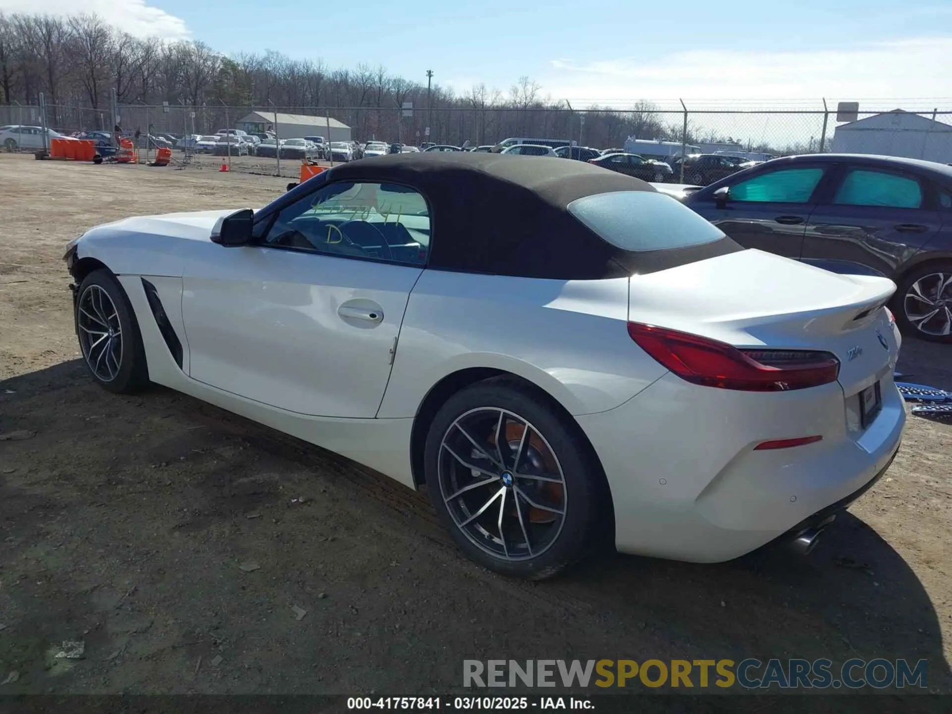 3 Photograph of a damaged car WBAHF3C09LWW54993 BMW Z4 2020