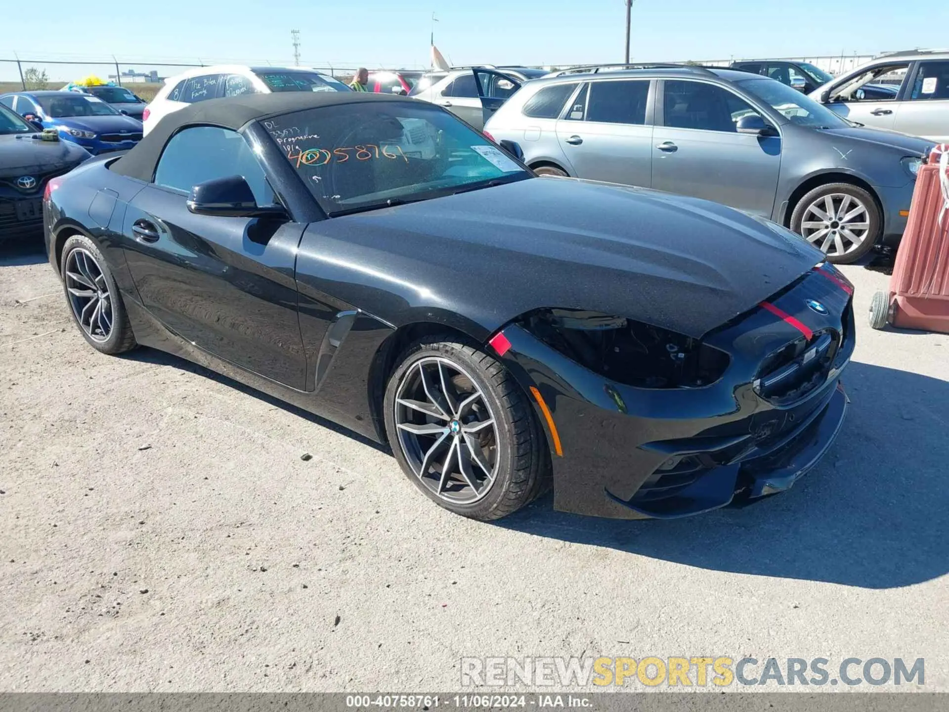 1 Photograph of a damaged car WBAHF3C05MWX29870 BMW Z4 2021