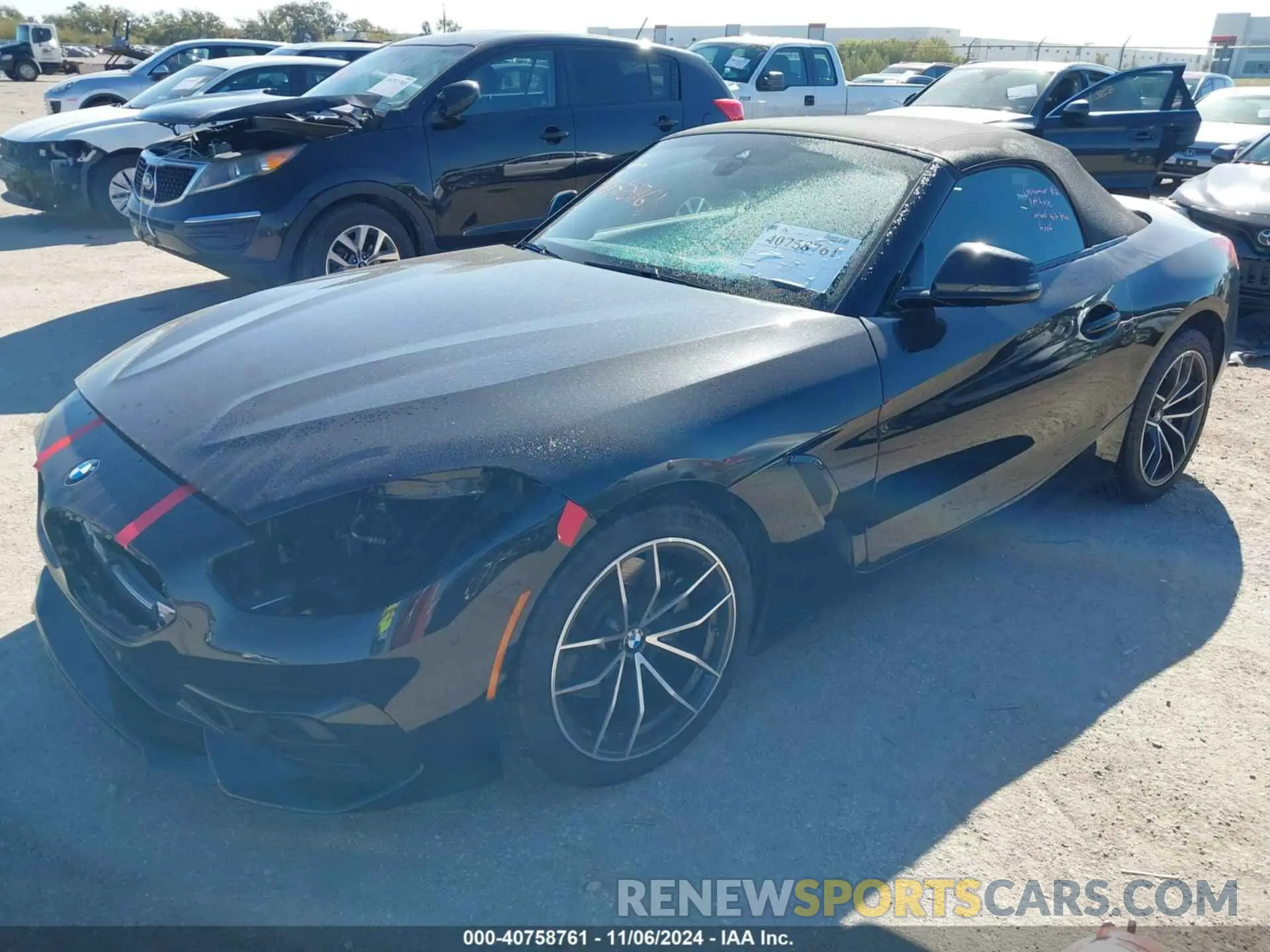 2 Photograph of a damaged car WBAHF3C05MWX29870 BMW Z4 2021