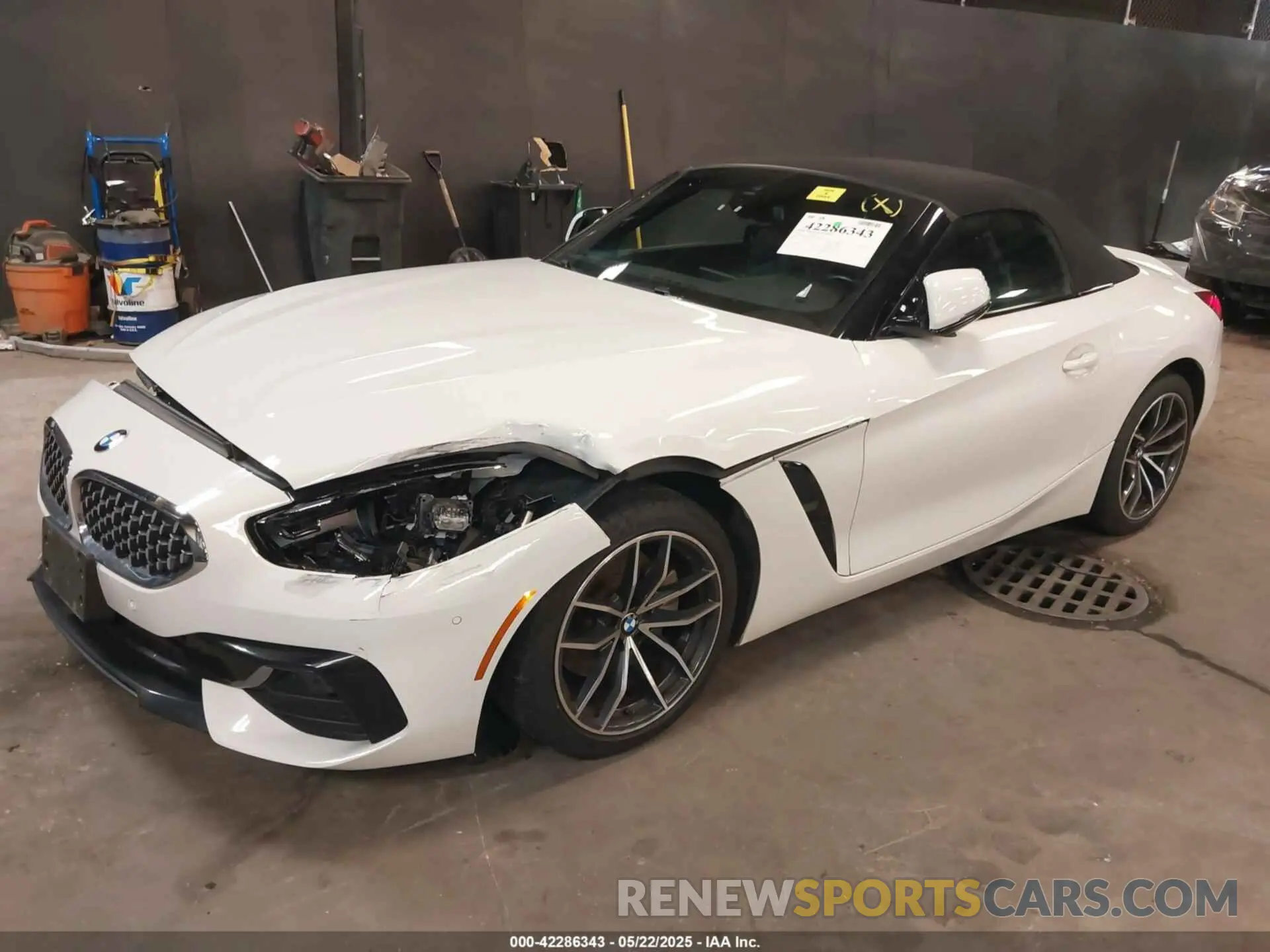 2 Photograph of a damaged car WBAHF3C0XMWX30402 BMW Z4 2021