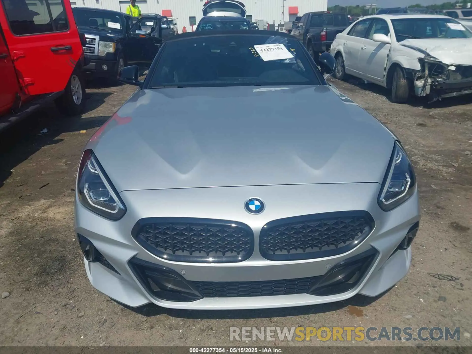 11 Photograph of a damaged car WBAHF9C00MWX17614 BMW Z4 2021