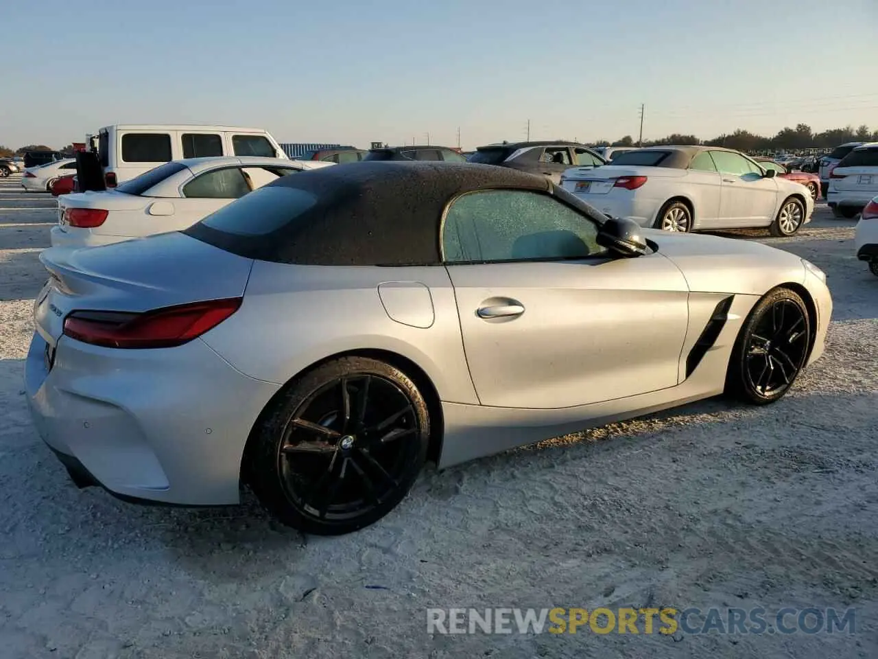 3 Photograph of a damaged car WBAHF3C03NWX80169 BMW Z4 2022