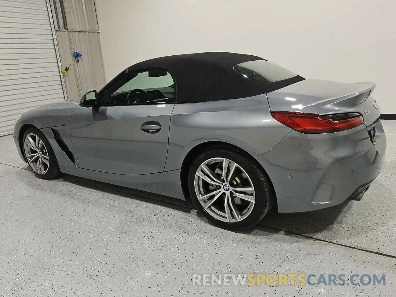 2 Photograph of a damaged car WBAHF3C04SWY38592 BMW Z4 2025