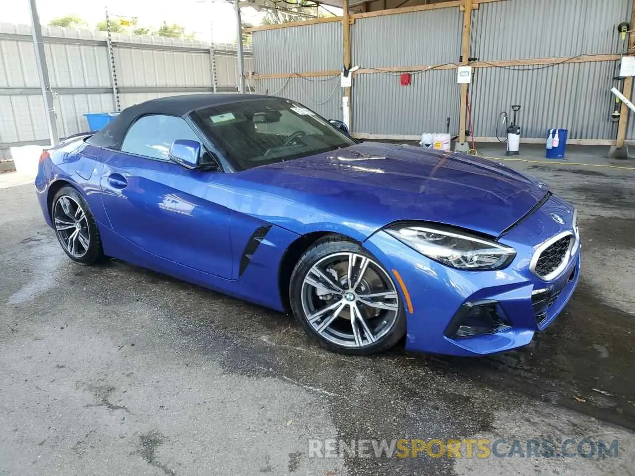4 Photograph of a damaged car WBAHF3C08SWY44282 BMW Z4 2025