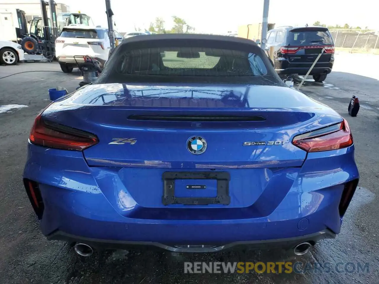 6 Photograph of a damaged car WBAHF3C08SWY44282 BMW Z4 2025