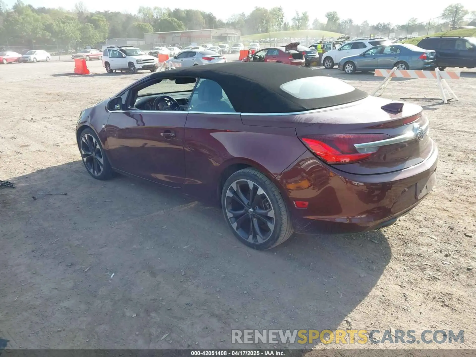 3 Photograph of a damaged car W04WH3N57KG358497 BUICK CASCADA 2019