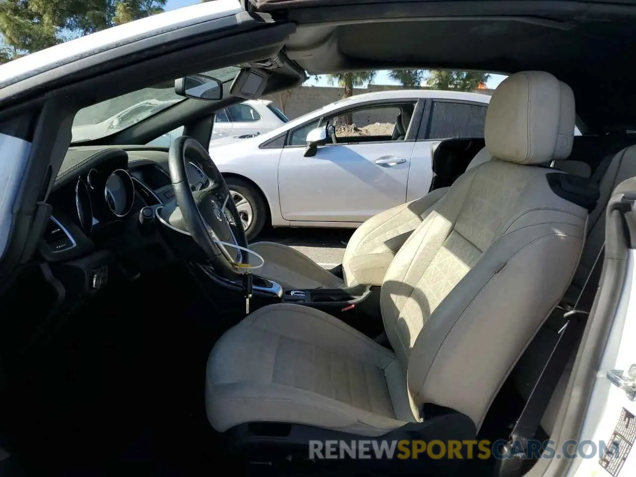 7 Photograph of a damaged car W04WH3N59KG300472 BUICK CASCADA 2019