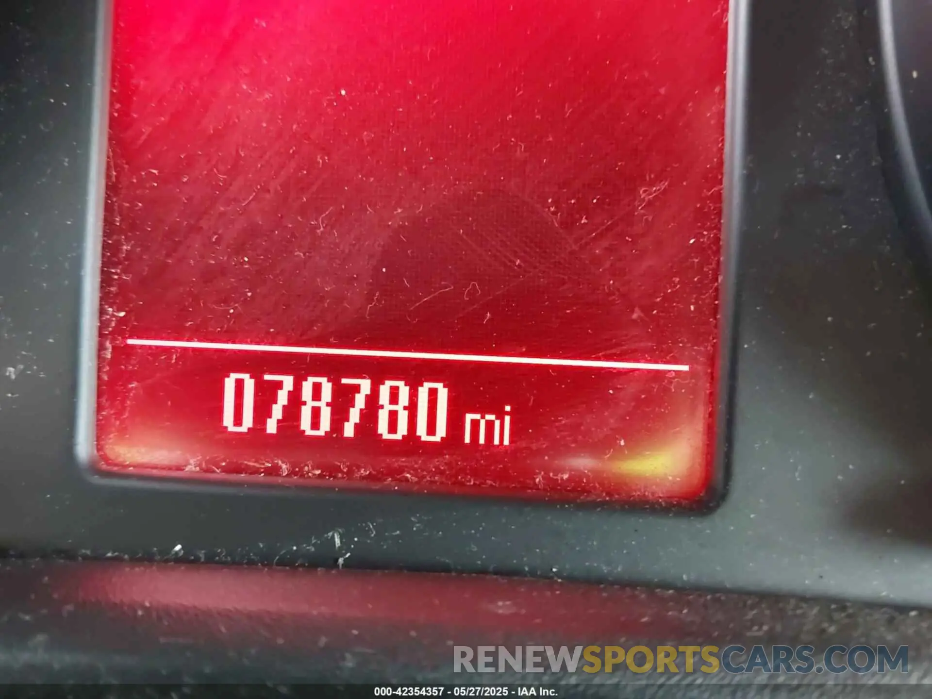 16 Photograph of a damaged car W04WH3N5XKG370238 BUICK CASCADA 2019