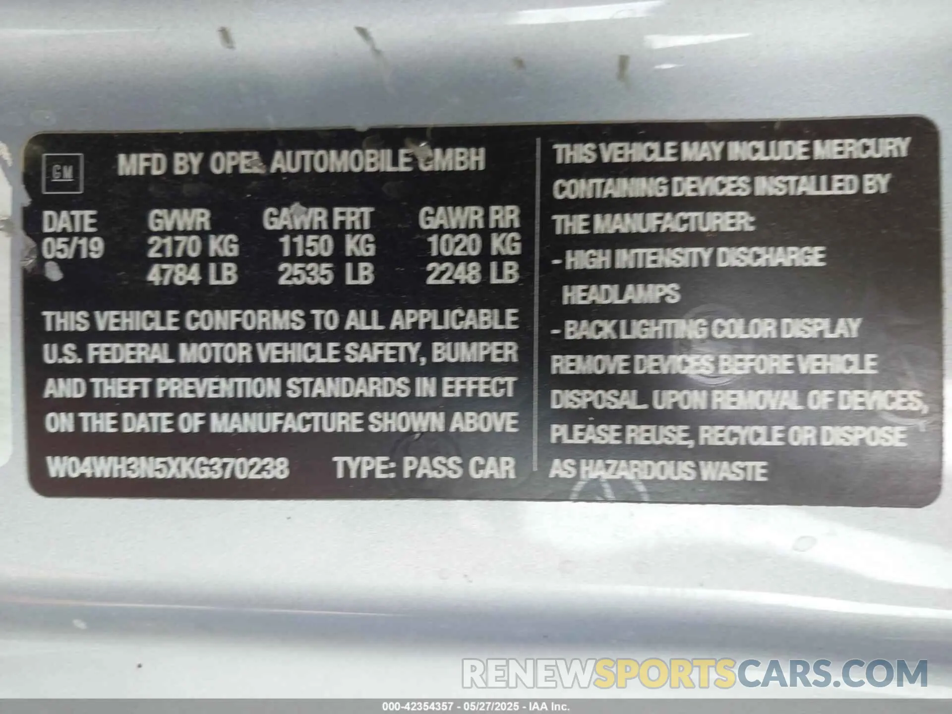 9 Photograph of a damaged car W04WH3N5XKG370238 BUICK CASCADA 2019