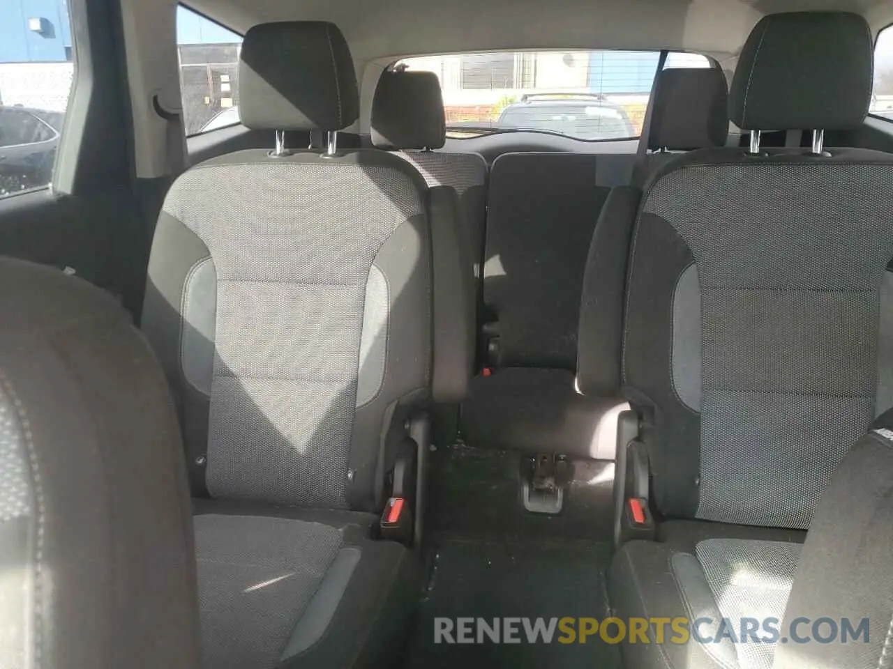 10 Photograph of a damaged car 5GAERAKWXKJ129929 BUICK ENCLAVE 2019