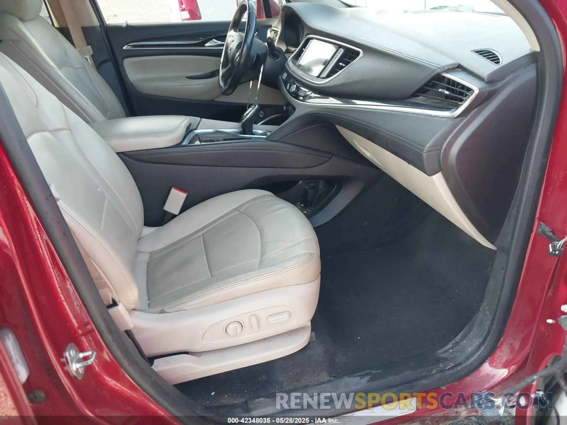 5 Photograph of a damaged car 5GAERBKW0KJ188400 BUICK ENCLAVE 2019