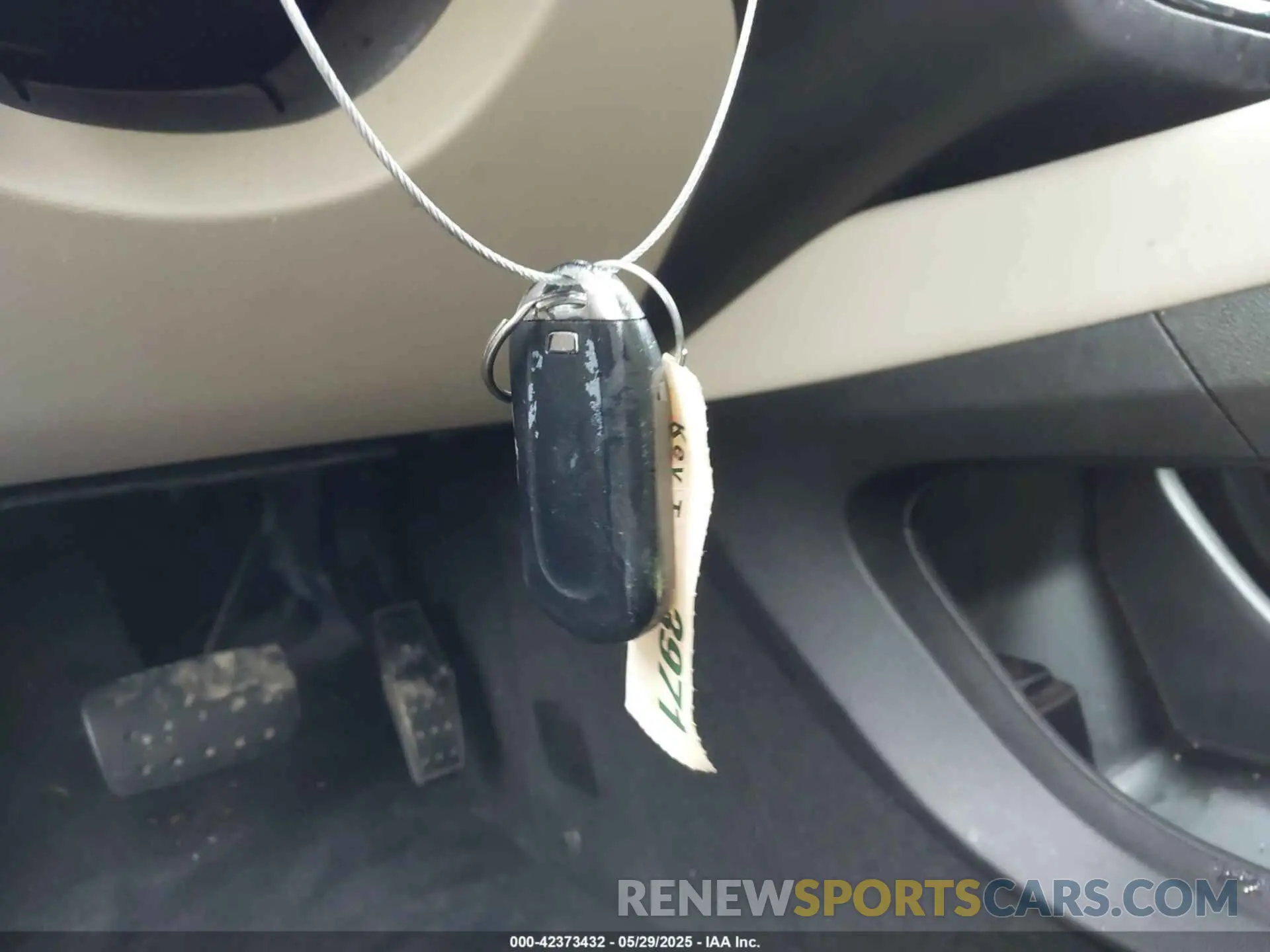 11 Photograph of a damaged car 5GAERBKW0KJ223064 BUICK ENCLAVE 2019