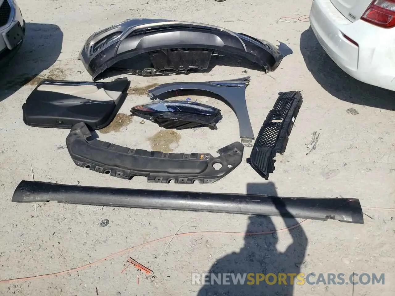 13 Photograph of a damaged car 5GAERBKW2KJ232672 BUICK ENCLAVE 2019
