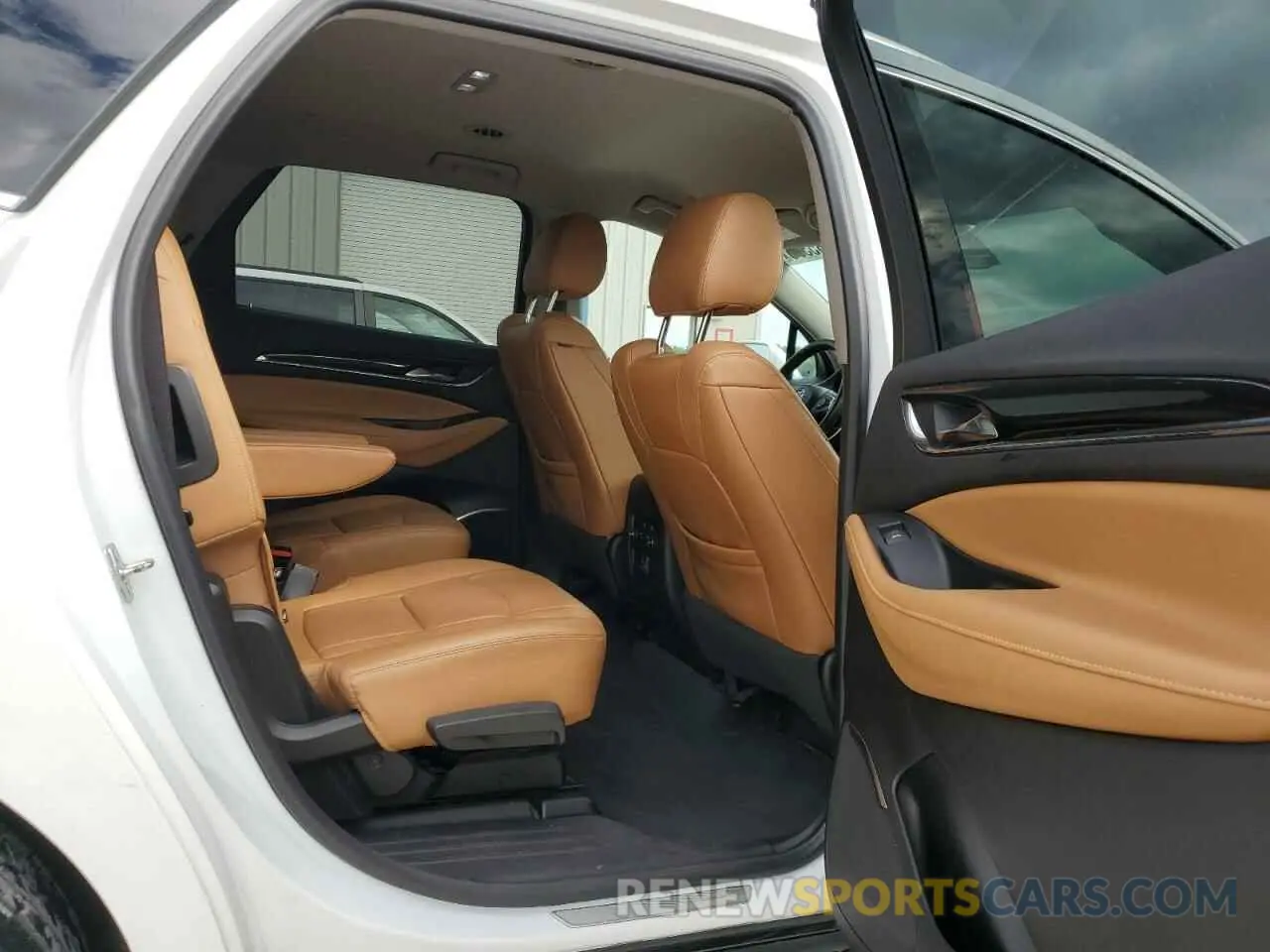 11 Photograph of a damaged car 5GAERBKW3KJ158775 BUICK ENCLAVE 2019