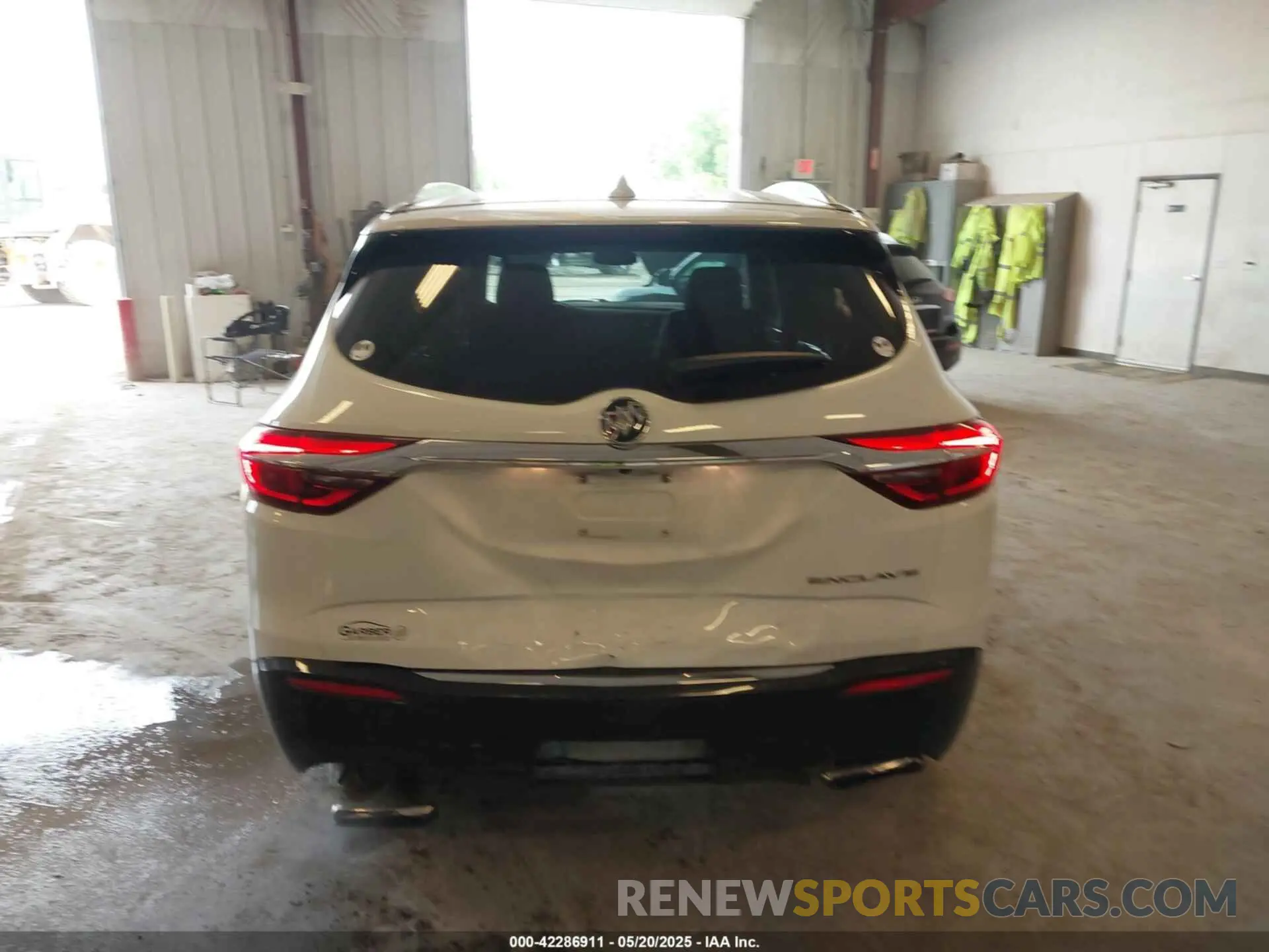 6 Photograph of a damaged car 5GAERBKW5KJ162844 BUICK ENCLAVE 2019