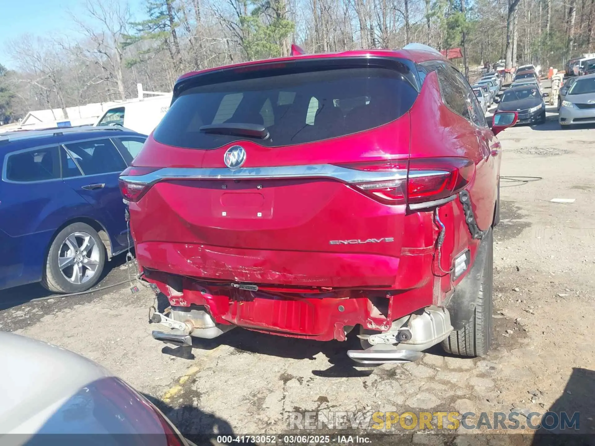 17 Photograph of a damaged car 5GAERBKW6KJ274679 BUICK ENCLAVE 2019